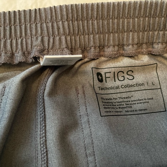 FIGS Scrubs, excellent condition. - Picture 6 of 6